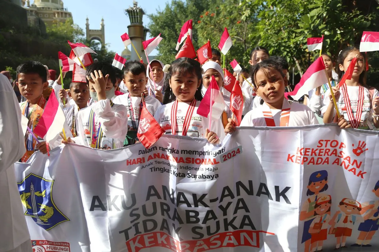 Surabaya Raih Sertifikat Kota Layak Anak Internasional di Puncak Peringatan HAN ke-40