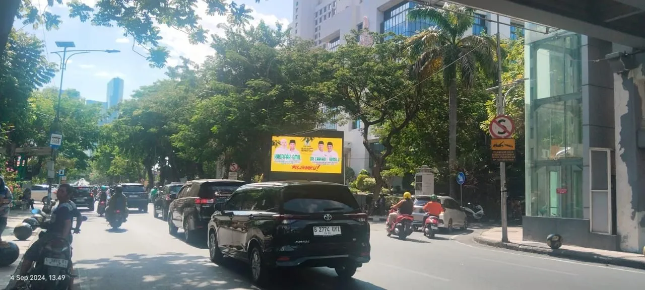 Golkar Tebar Videotron ErJi dan Khofifah - Emil di Surabaya, Arif Fathoni: Komitmen Menangkan Keduanya