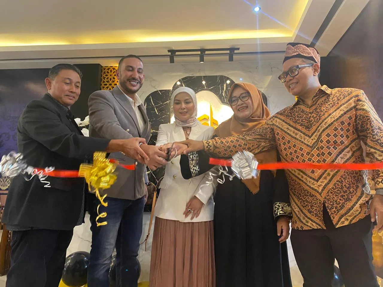 Buka Kantor di Gresik, Biro Travel Ini Siap Penuhi Aturan Baru Haji 2025