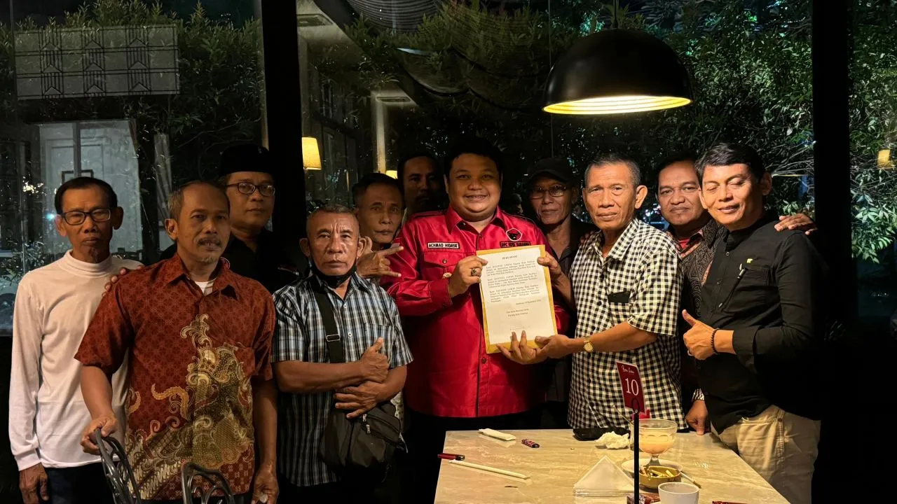 Banteng Lawas Perjuangan Surabaya Deklarasi Menangkan Eri - Armuji Lawan Kotak Kosong