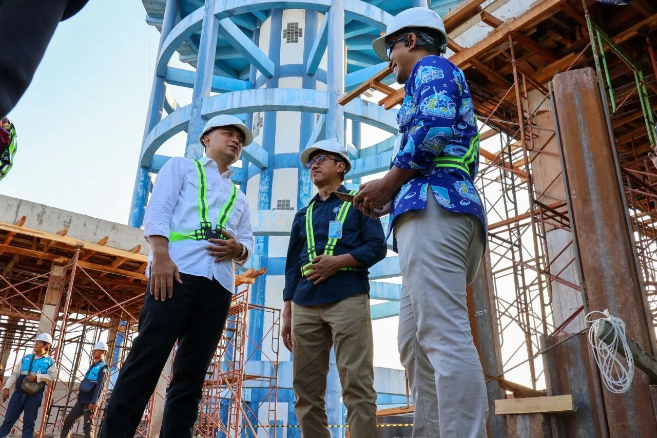 Wali Kota Eri Pastikan Seluruh Wilayah Teraliri Air di Tahun 2025 