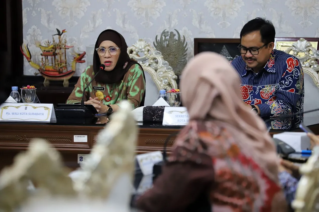 Ini Target dalam 60 Hari Kerja PJs Wali Kota Surabaya 