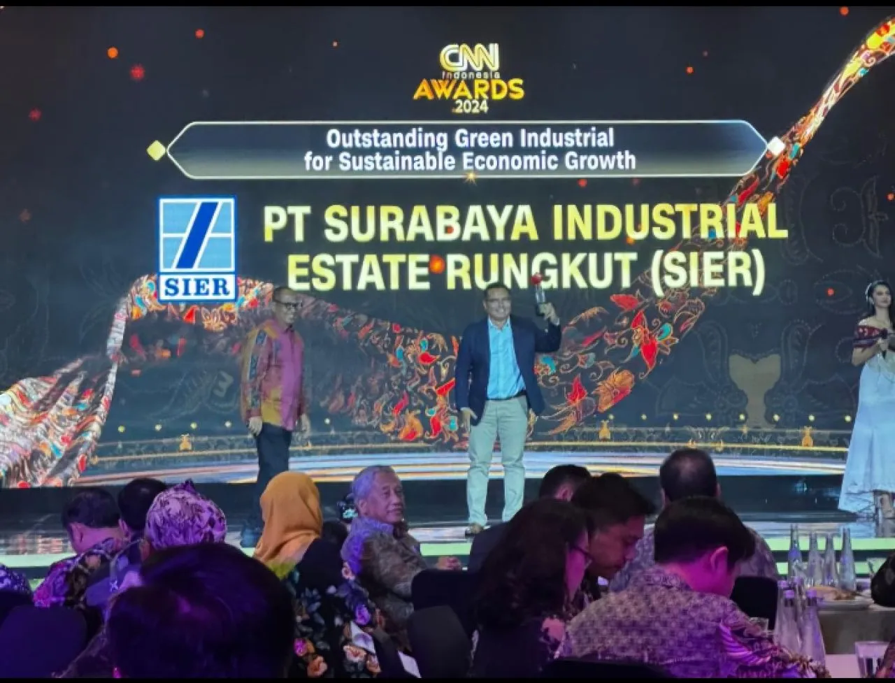 SIER Sabet Penghargaan “Outstanding Green Industrial for Sustainable Economic Growth” berkat Solusi Hijau Terpadu