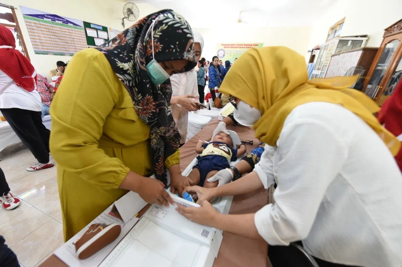 Pemkot Surabaya Tingkatkan Pendampingan Keluarga Berisiko Stunting Melalui ASW