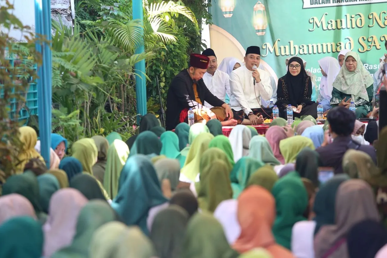 Eri Chayadi Peringati Maulid Nabi bersama Muslimat NU Surabaya: Guyub Rukun