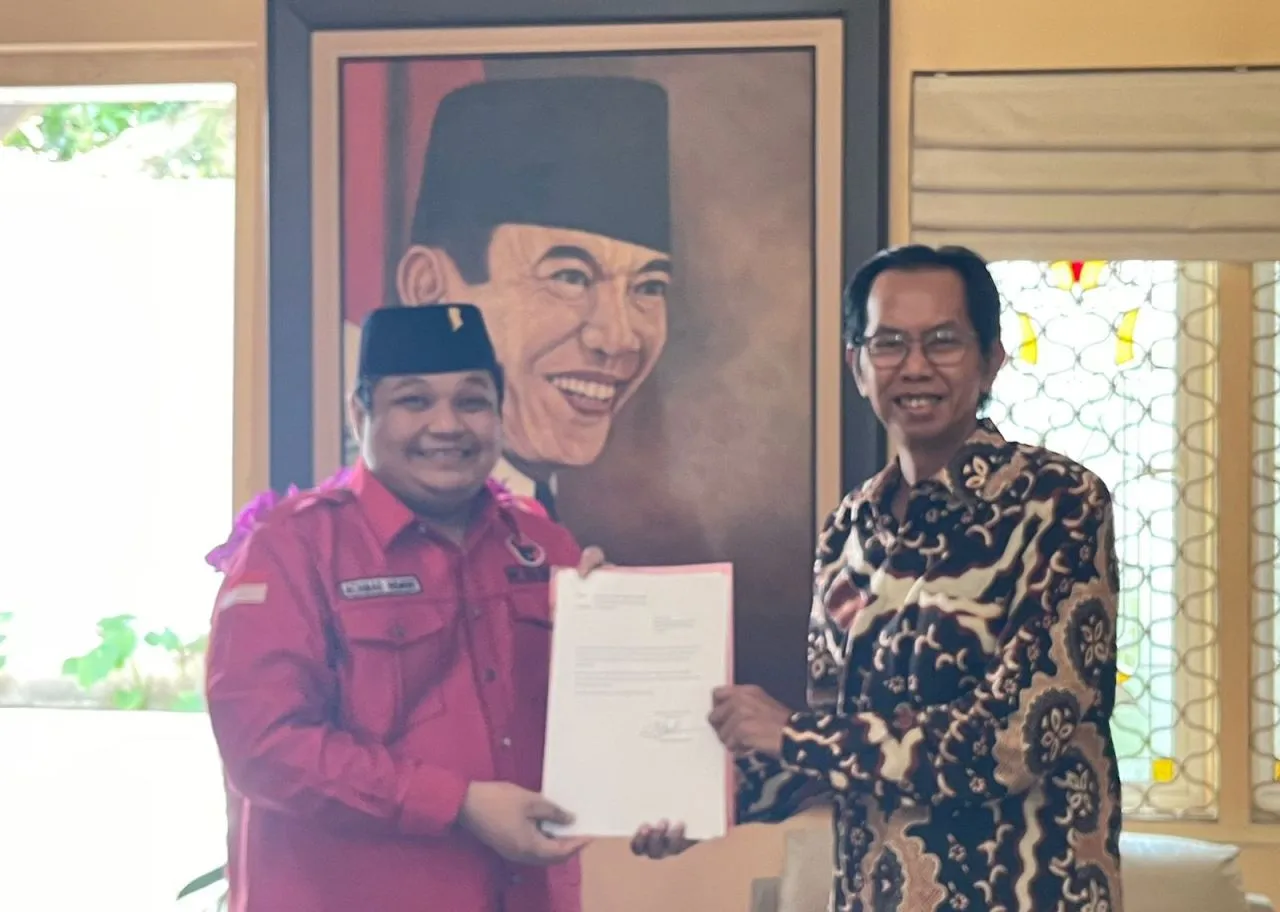 PDIP Surabaya Usulkan Perda untuk Perlindungan 17.620 Guru di Surabaya