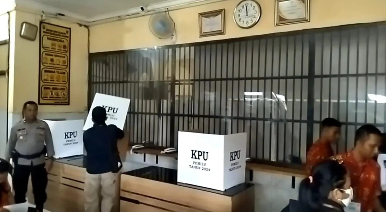KPU Jatim Siapkan 134 TPS Khusus untuk Fasilitasi Pemilih Berhalangan