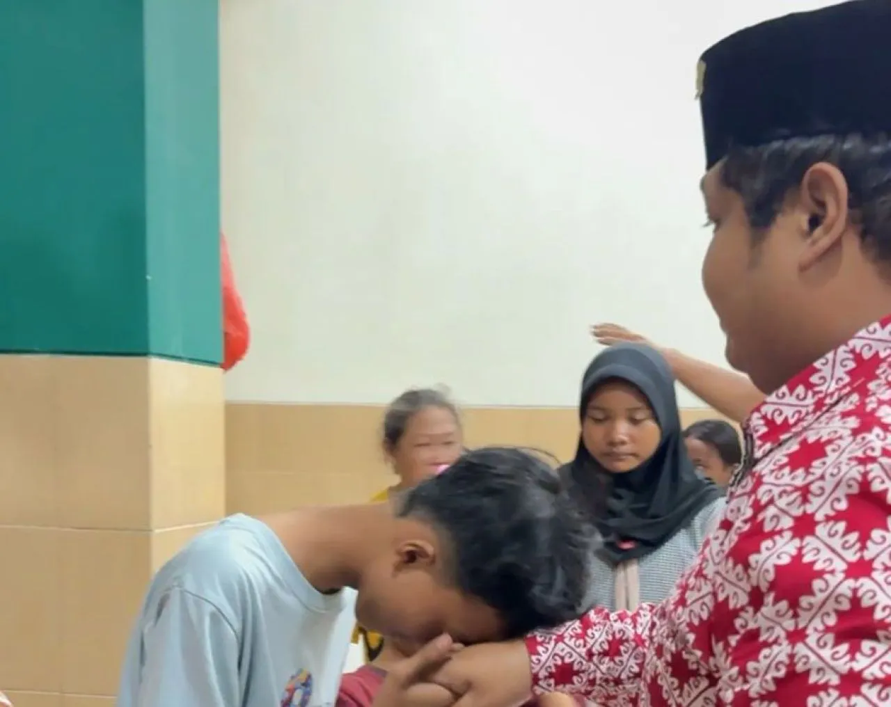 Masa Tenang Pilkada, PDIP Surabaya gelar Doa Bersama dan Santunan Anak Yatim Piatu