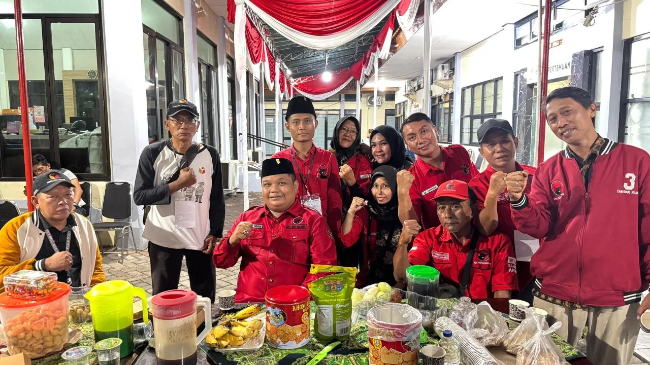 Tumbangkan Khofifah - Emil, Ahmad Hidayat: Bu Risma Tokoh Politik Utama di Surabaya