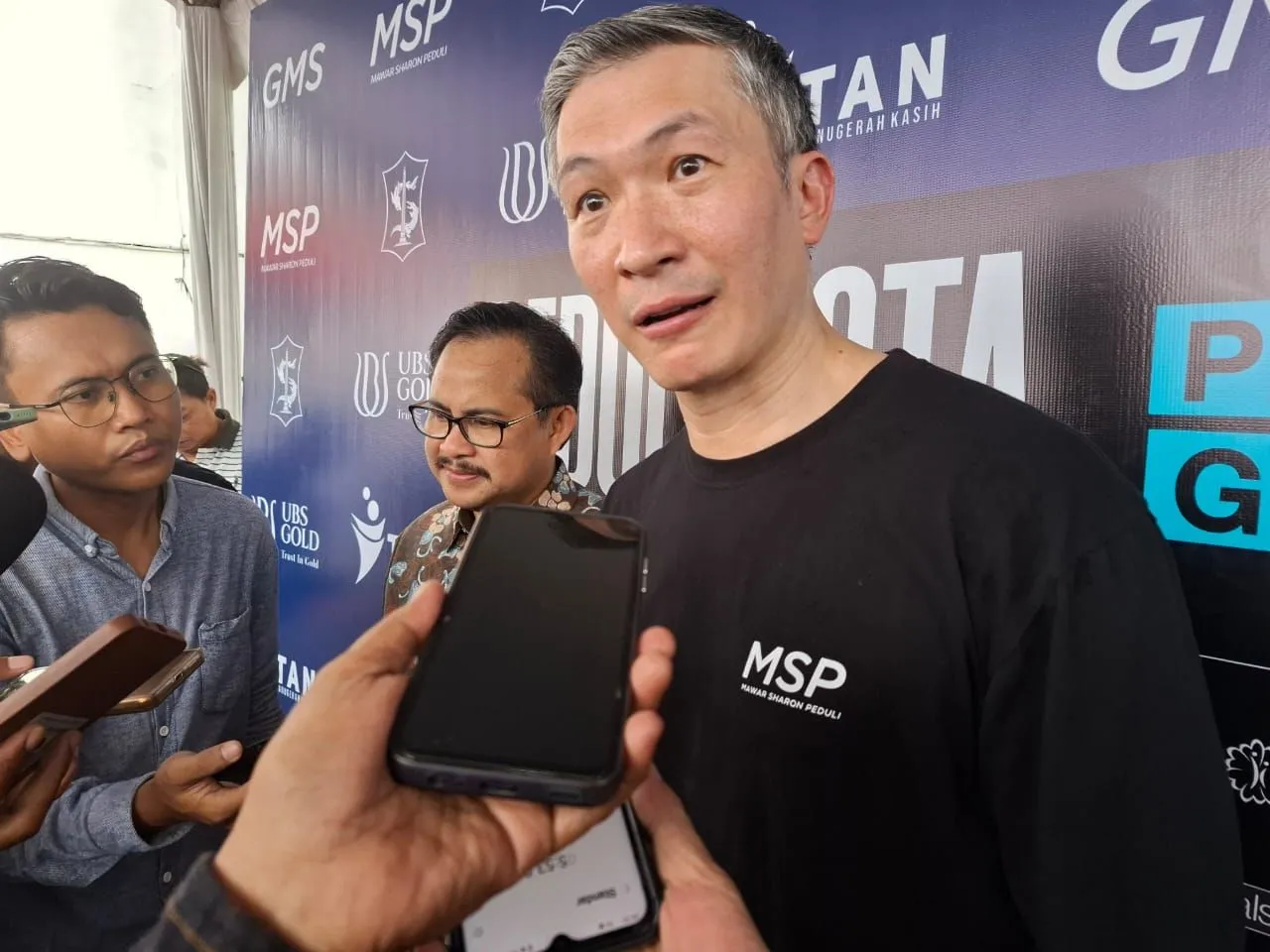 Sambut Natal, GMS dan MSP Gelar Pengobatan dan Makanan Bergizi Gratis 