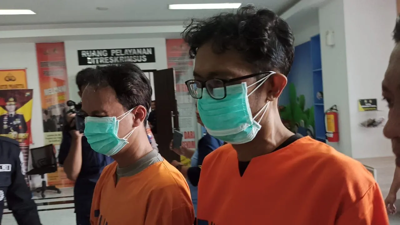 Polisi Ringkus Dua Tersangka Penyebar Video Ganti Baju Casting Model Iklan