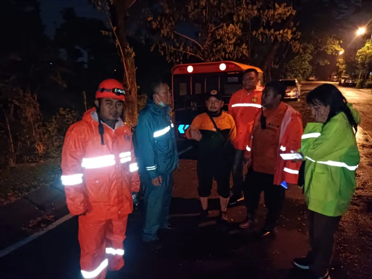 Tim Gabungan Perluas Pencarian Balita Hanyut di Wiyung Surabaya hingga 5 Kilometer