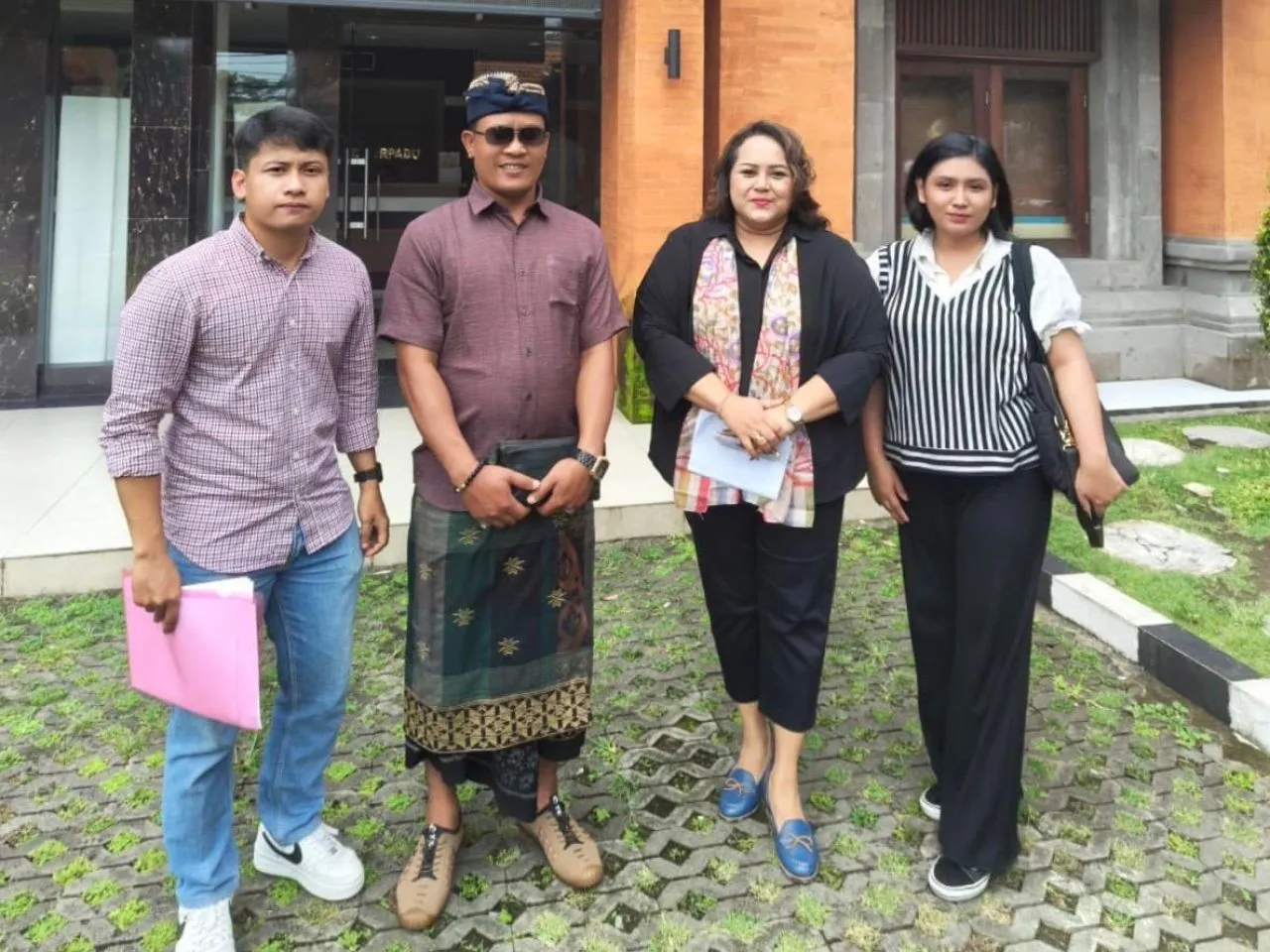 Polda Bali Diminta Mediasi Konflik Desa Gulinten dan Ngis