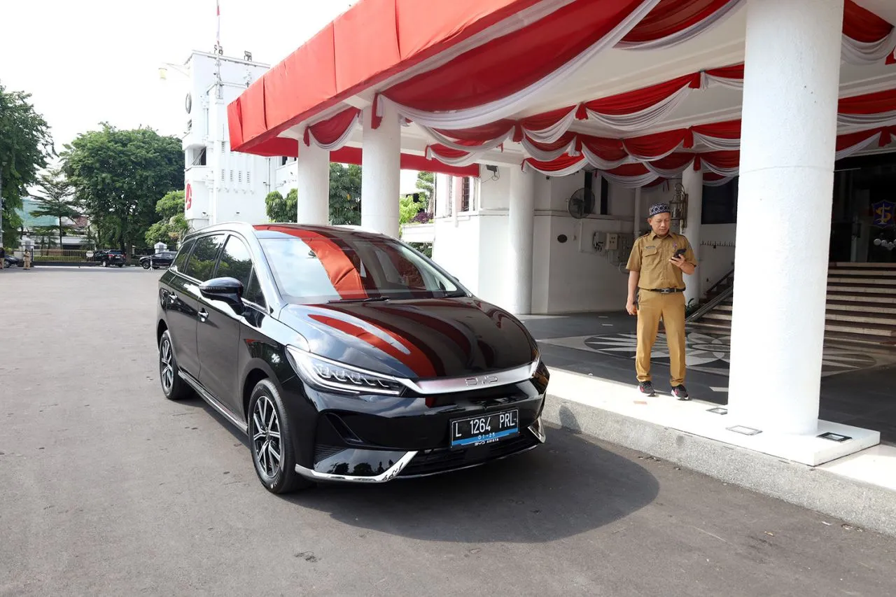 Pemkot Surabaya: 42 Unit Mobil Listrik untuk Kepala PD Terpenuhi Pekan Depan