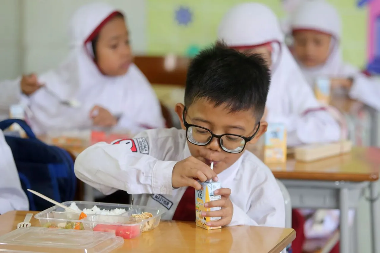 Wow! Pemkot Surabaya Kucurkan Dana Rp.1 Triliun Dukung Makan Bergizi Gratis