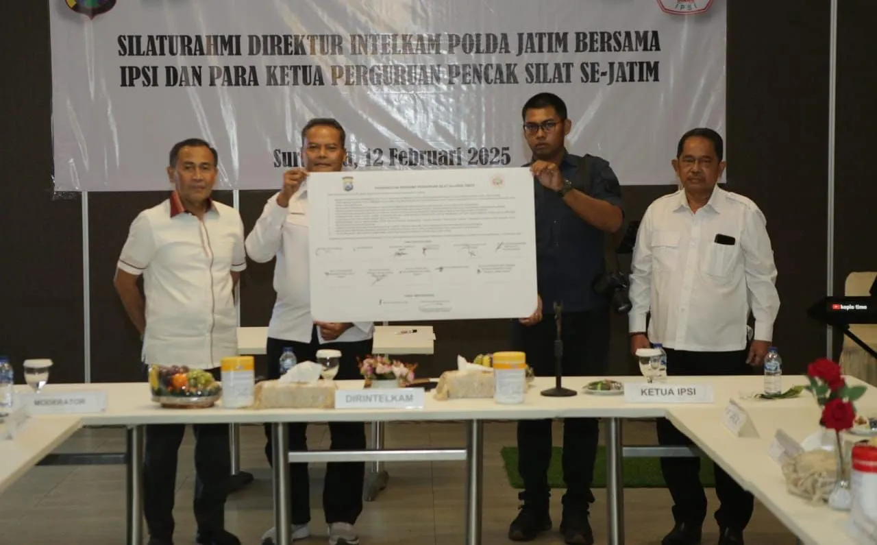 Pendekar Pencak Silat se- Jatim Ikrar Satukan Tekad Jaga Kamtibmas 