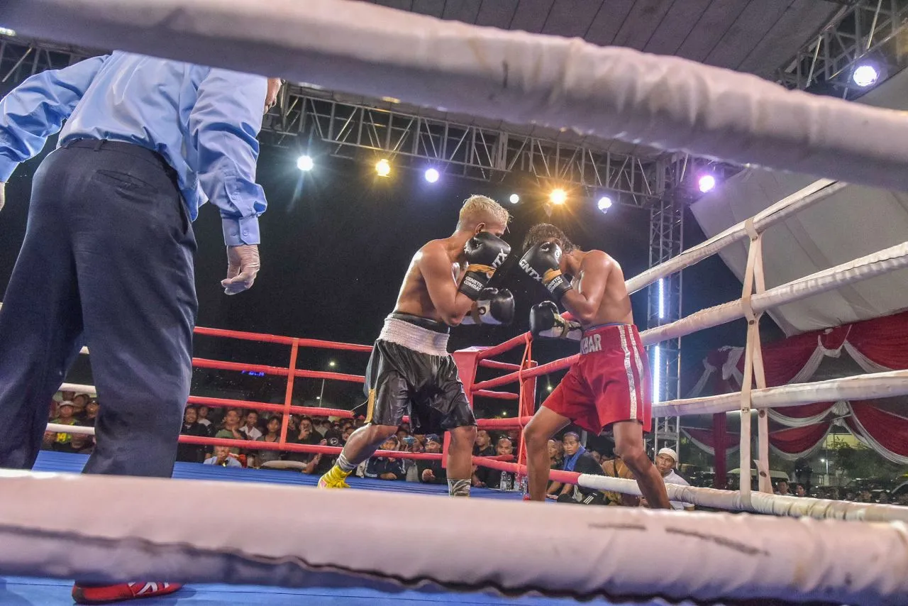 Surabaya Big Fight; Pertarungan Tinju Rebutkan Sabuk Emas di SBEC
