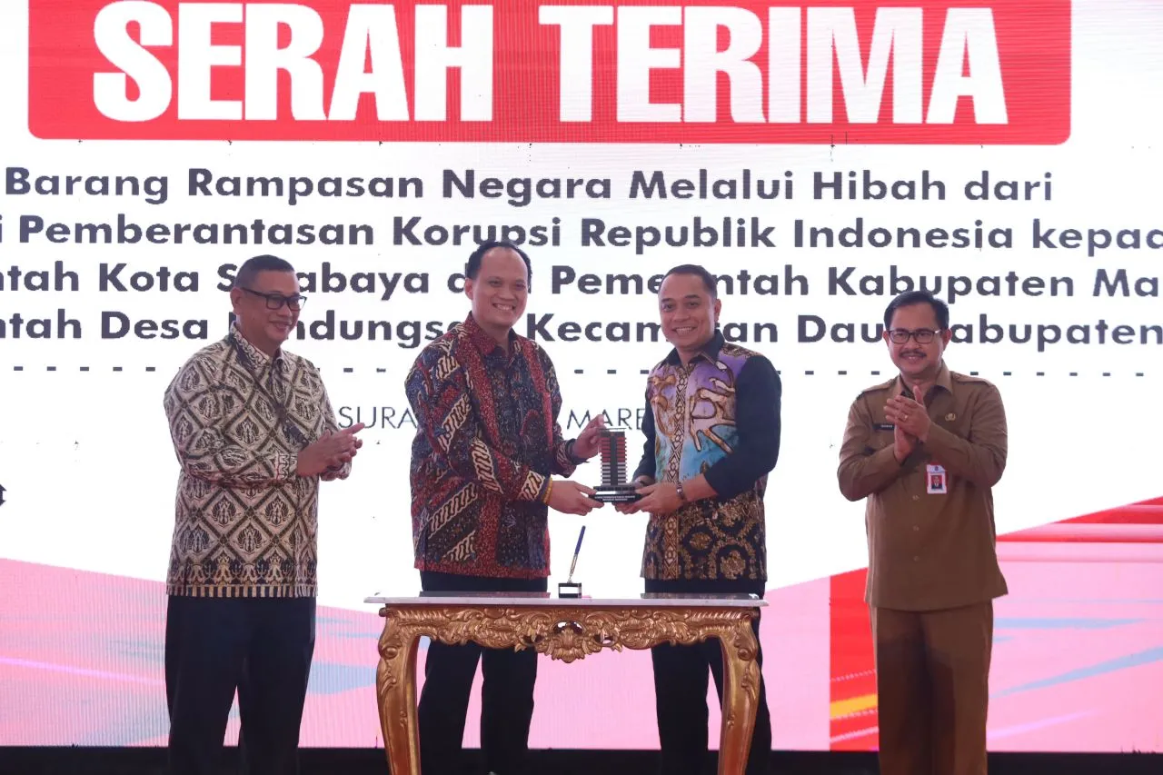 KPK Serahkan Hibah Barang Rampasan Negara Senilai Rp11,756 ke Pemkot Surabaya