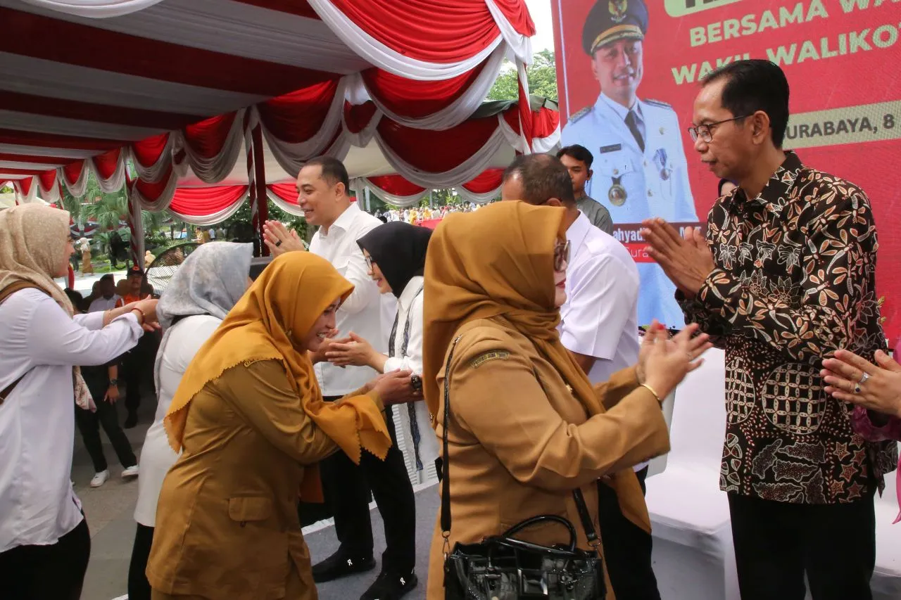 Top! Hari Pertama Kerja, Kehadiran 100% ASN Surabaya 