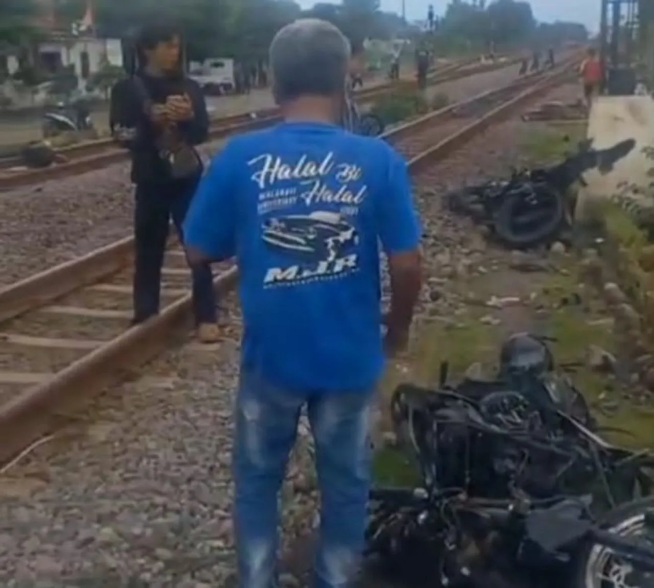 Kecelakaan KA Maliboro Ekspres di Palang Pintu: Akibat Kecerobohan Pengguna Jalan