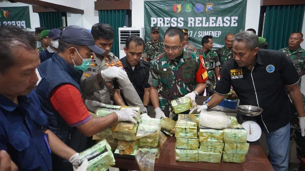 TNI Ungkap Penemuan Sabu-Sabu Seberat 35 Kilogram di Sumenep