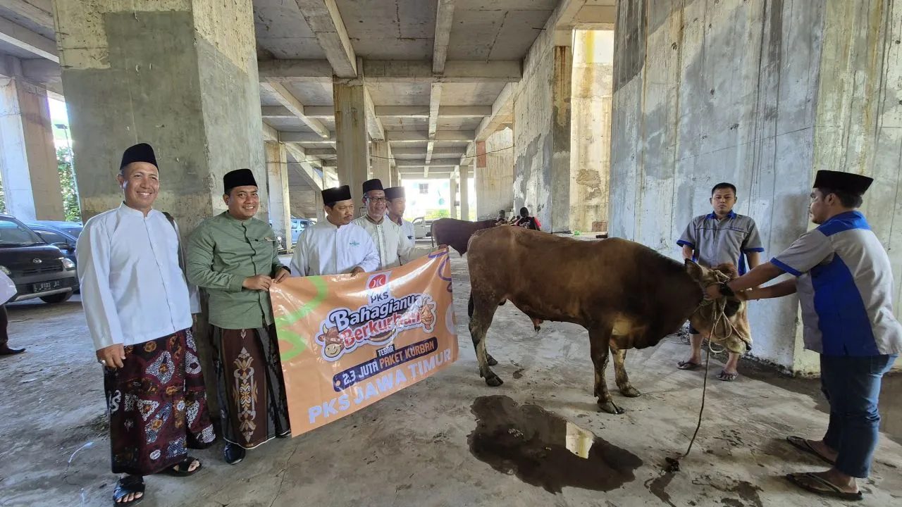 PKS Jatim Salurkan Hewan Kurban ke PWNU, MUI, dan PWM, Perkuat Silaturahim