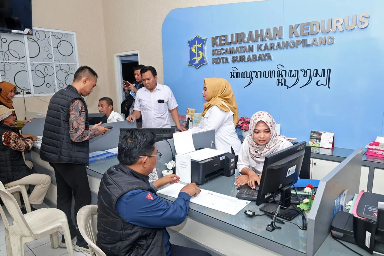Kelurahan Kedurus Surabaya Masuk Tiga Besar Lomba Kelurahan Tingkat Provinsi 2025