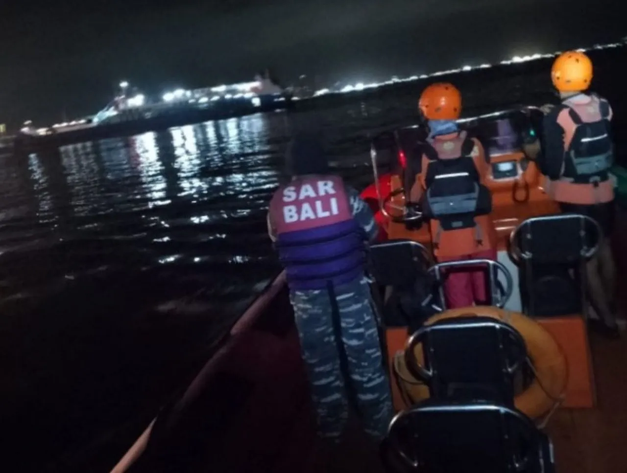 Selat Bali Berduka, KMP Tuno Pratam Jaya Tenggelam