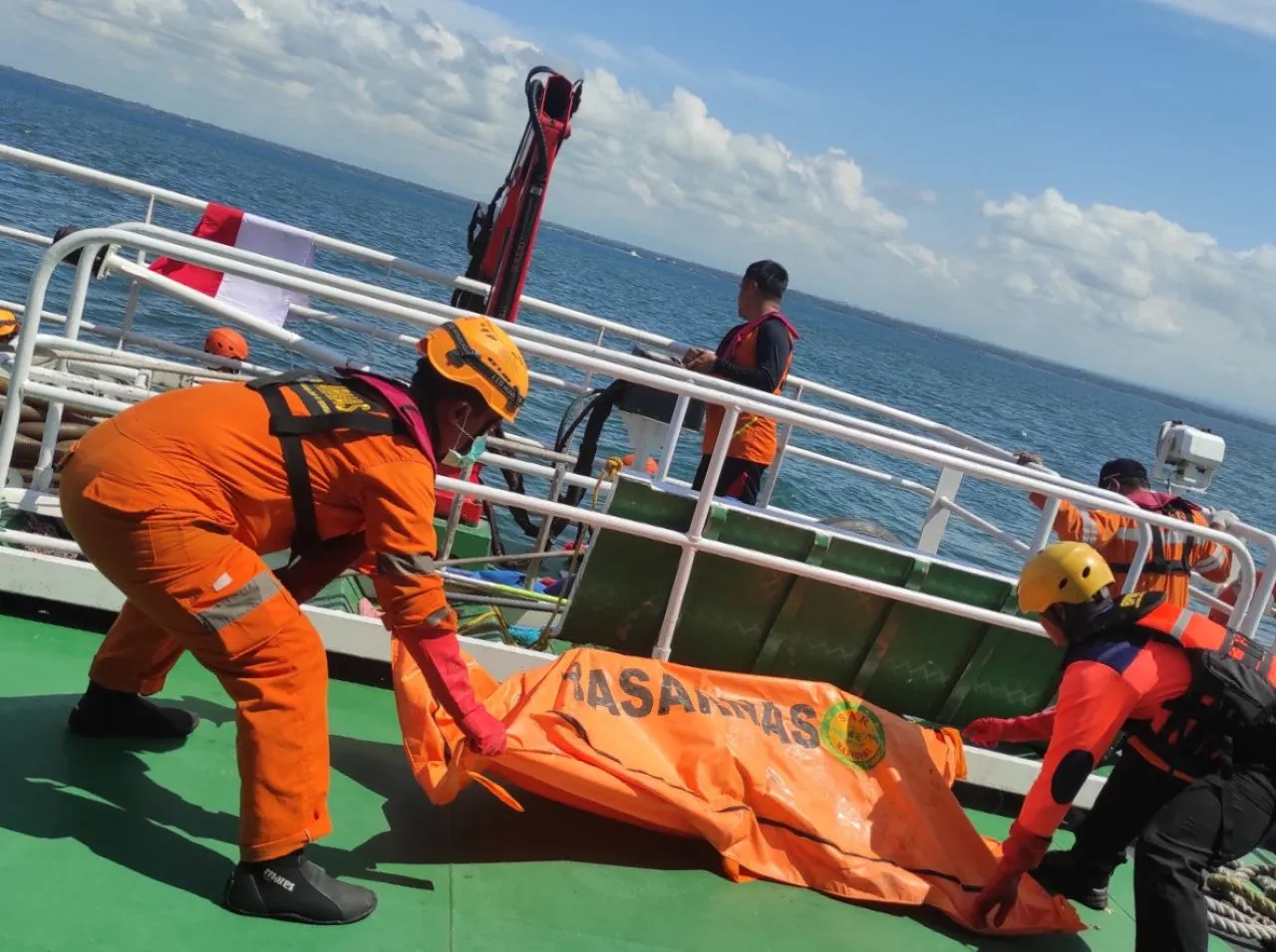 Hari ke-13 Operasi SAR KMP Tunu Pratama Jaya: Tim SAR Terus Berupaya Pencarian Korban