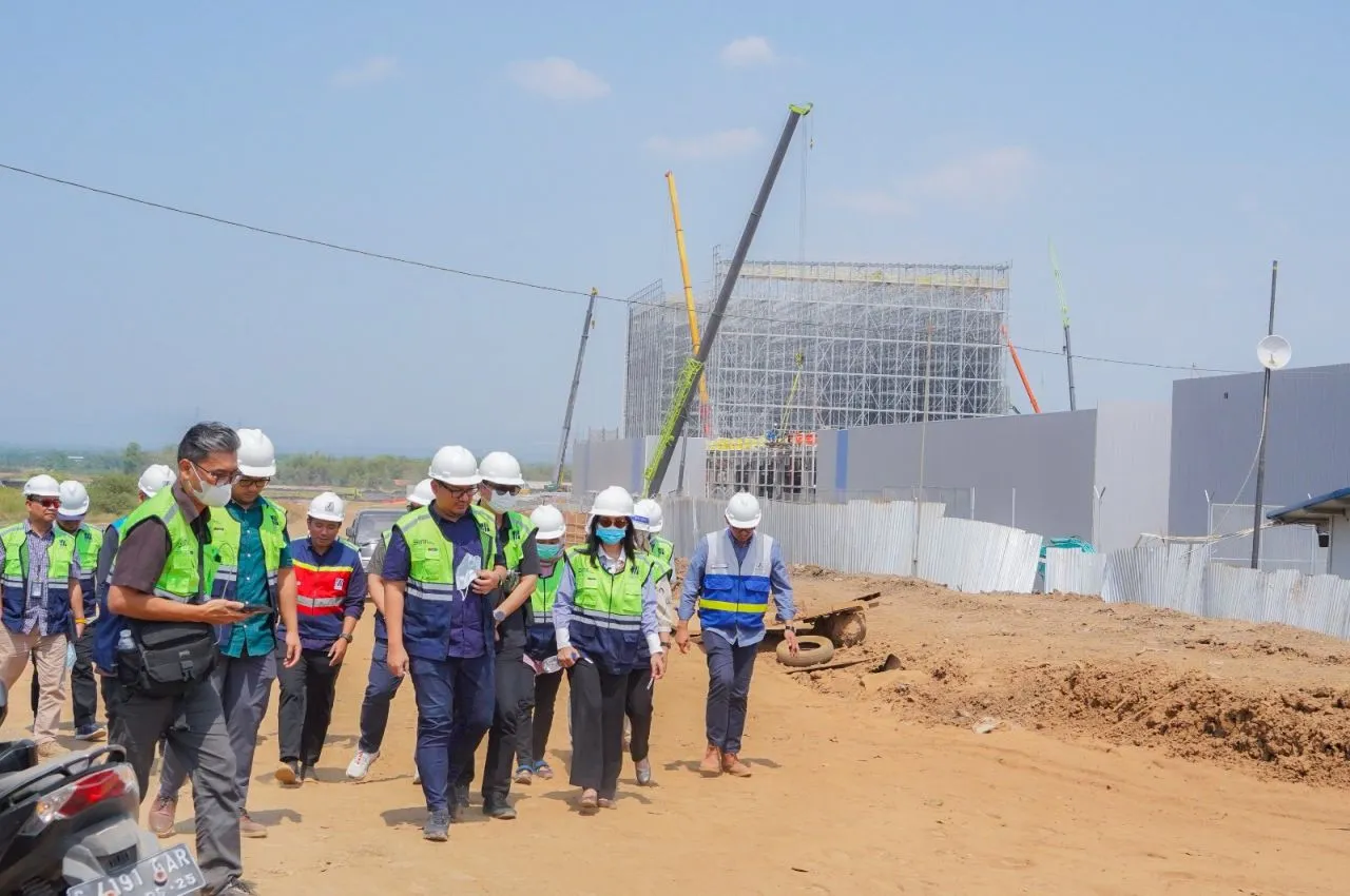 Holding Danareksa Apresiasi Fasilitas Baru Gudang Six Chamber di Kawasan PIER