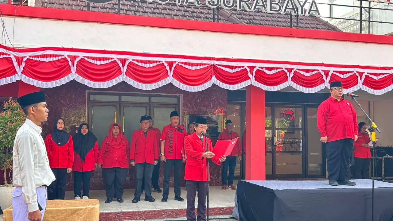 Yordan Bataragoa: HUT RI Momentum Introspeksi bagi Kader PDIP Surabaya