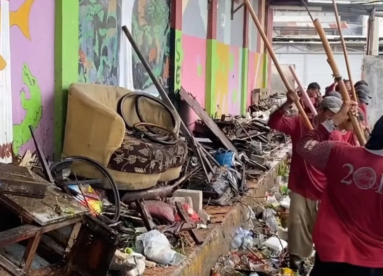 Pemkot Surabaya Siapkan TPS Khusus untuk Sofa, Kasur, dan Sampah Besar Warga
