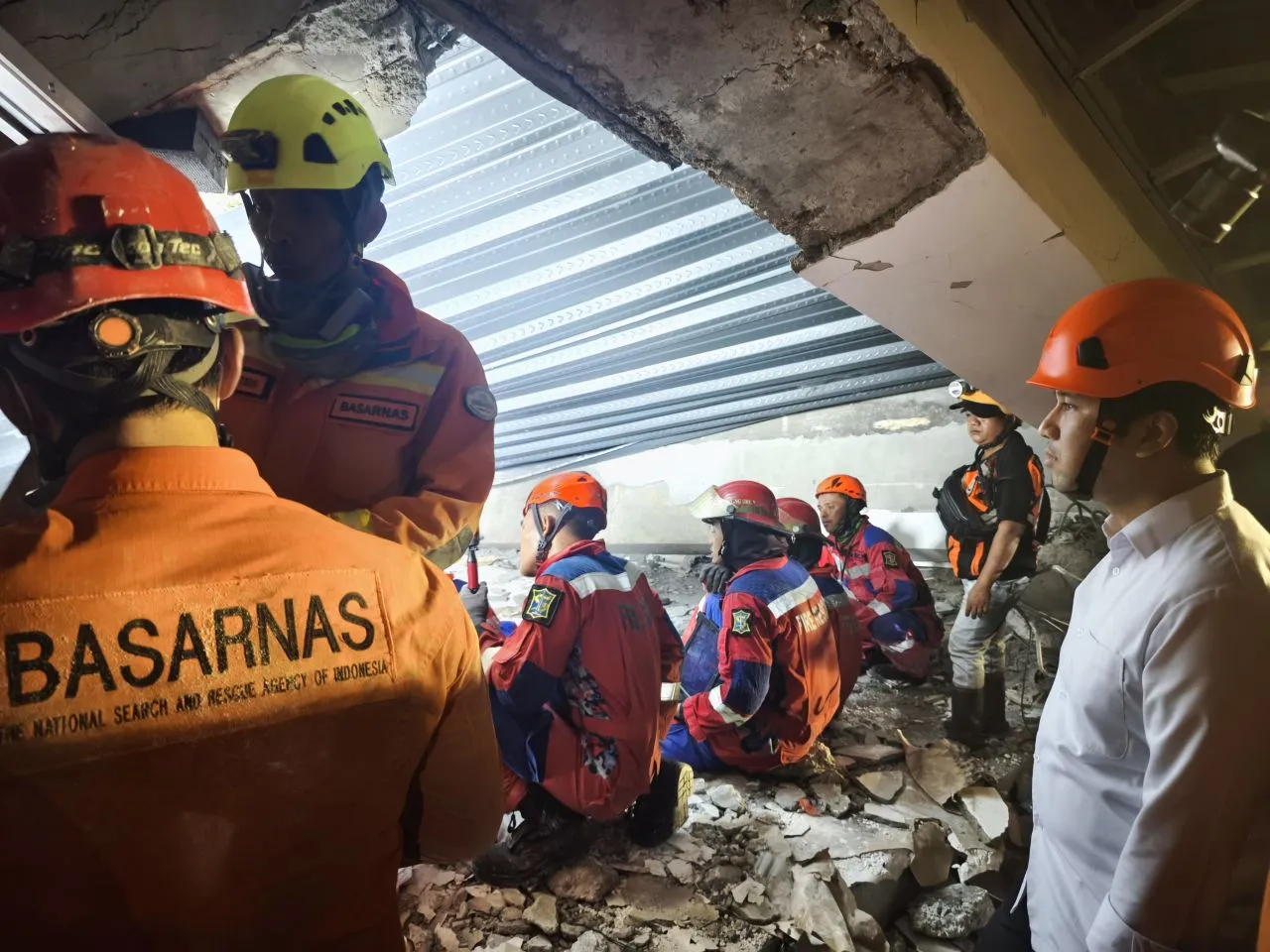 Tanya Jawab Penanganan Musala Ambruk di Ponpes Al Khoziny di Sidoarjo