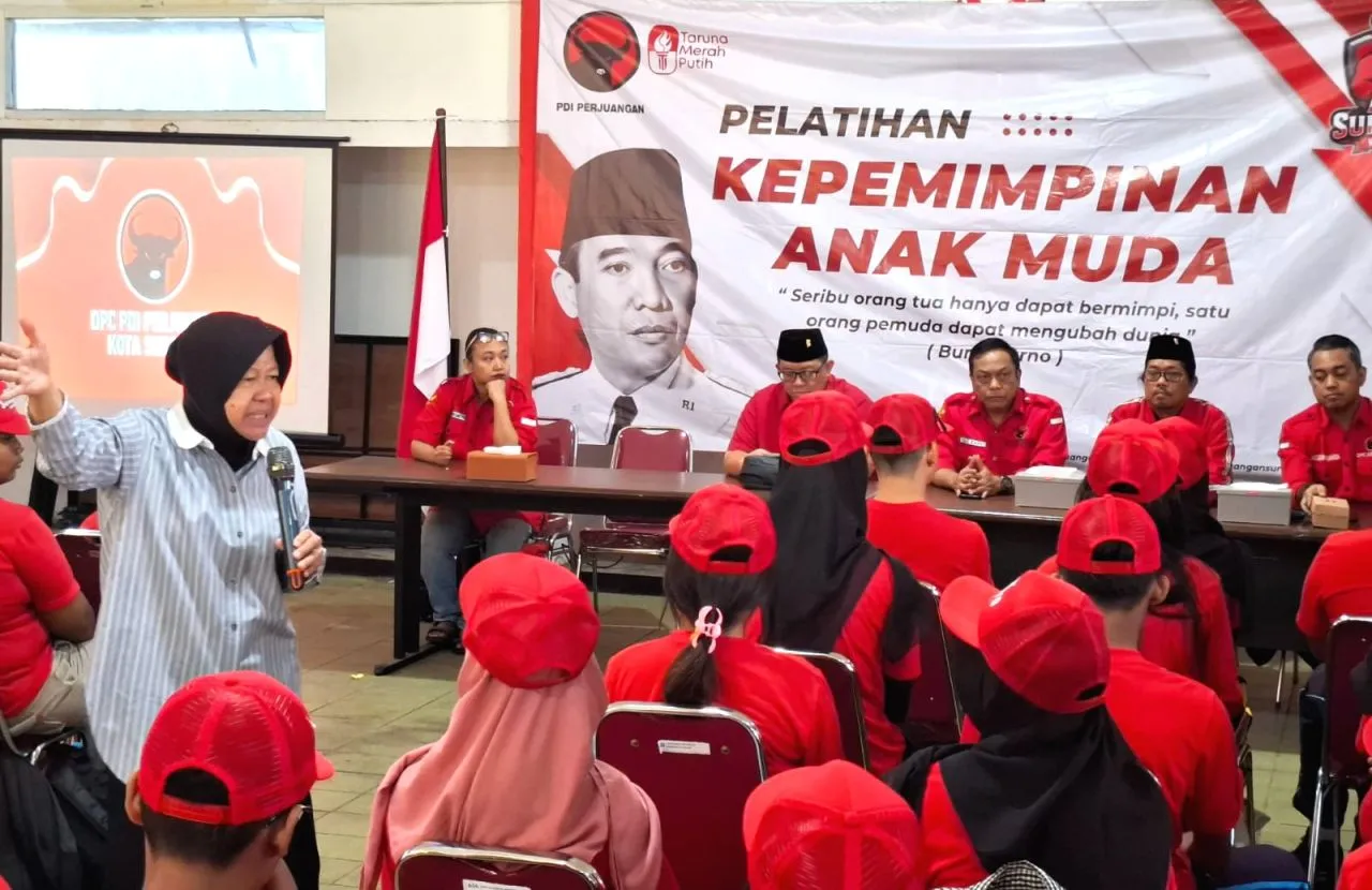 PDIP Surabaya dan TMP Tempa Kader Muda Bermental Pejuang, Risma Jadi Sumber Inspirasi