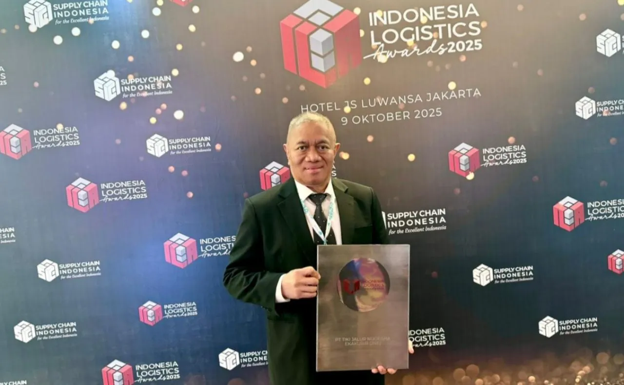 JNE Raih Penghargaan “Courier of The Year” di Indonesia Logistics Awards 2025