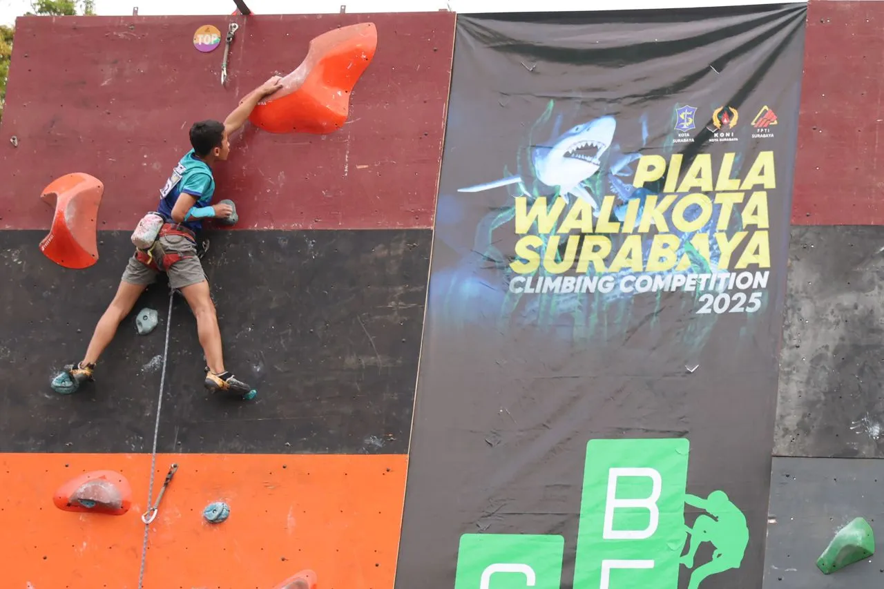 Seru! 248 Pemanjat Tebing Adu Cepat Rebut Piala Wali Kota Surabaya