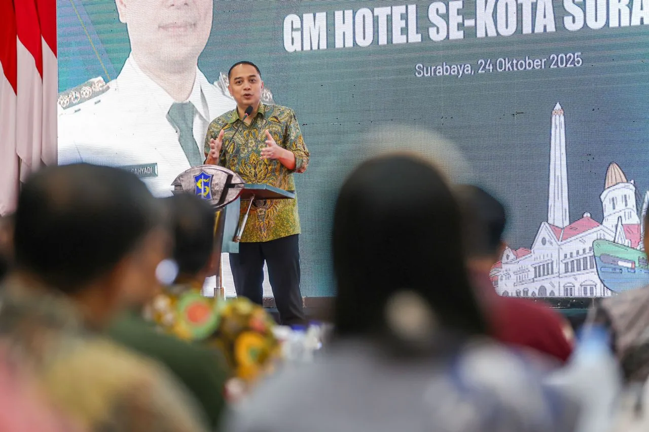 Eri Cahyadi Tegaskan Surabaya Kota Jasa, Minta PHRI dan Hotel Jaga Citra serta Keamanan Kota