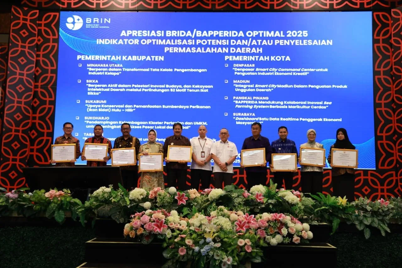 Surabaya Jadi Kota Pelopor Inovasi Berbasis Data, Raih Penghargaan BRIN 2025