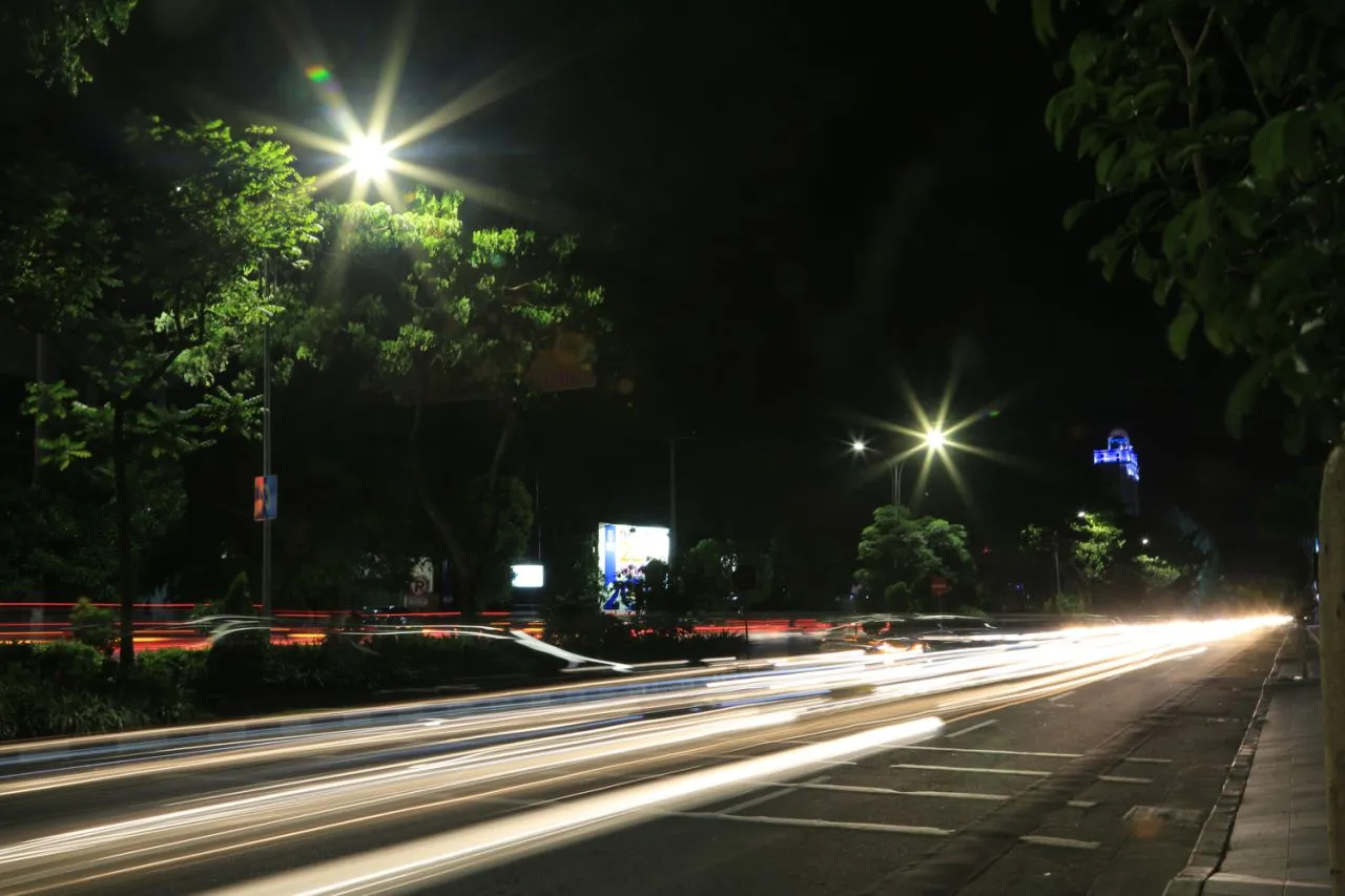 Lampu Jalan Satu per Satu Padam, Aksi Pencuri Kabel PJU Marak di Surabaya