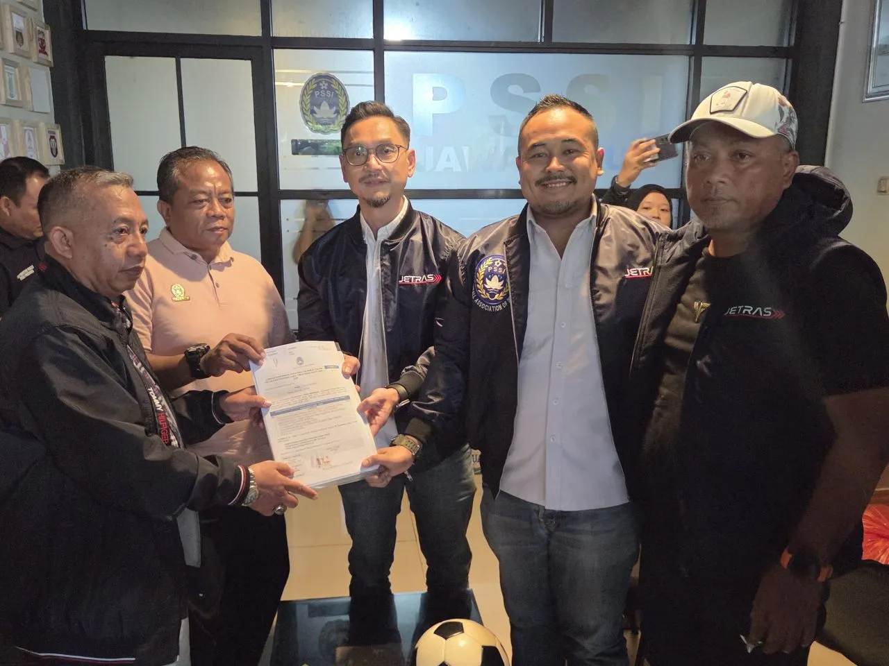 Raja Siahaan Klaim Kantongi 75% Dukungan untuk Ketua PSSI Jatim