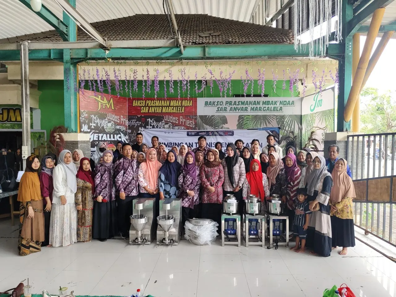 Diskop dan UKM Jatim Gencarkan Bimtek dan Bantuan Alat Produksi Sepanjang 2025
