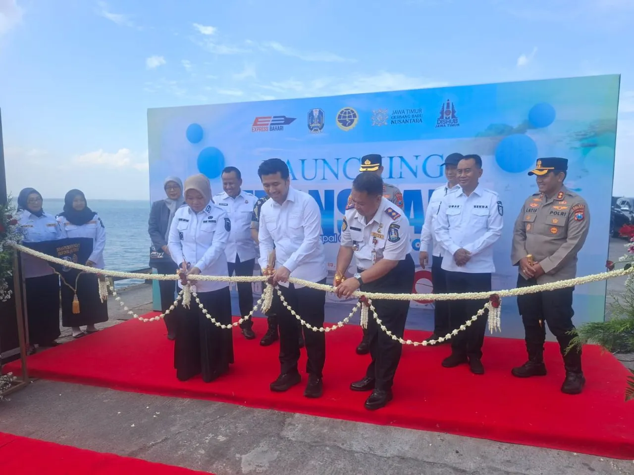 Wagub Emil Resmikan Kapal Cepat Trans Laut untuk Warga Kepulauan