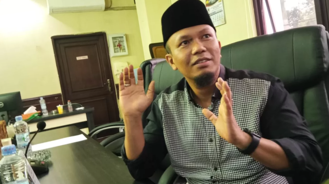 Perangi Miras, Komisi A DPRD Surabaya Dukung Razia Warkop Suramadu