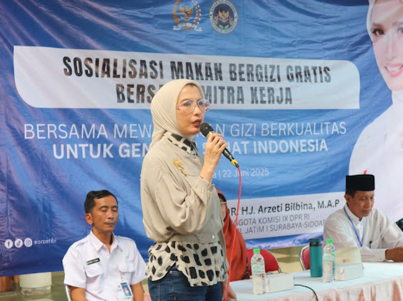 Arzeti Bilbina Ajak Warga Semolowaru Surabaya Dukung Program MBG