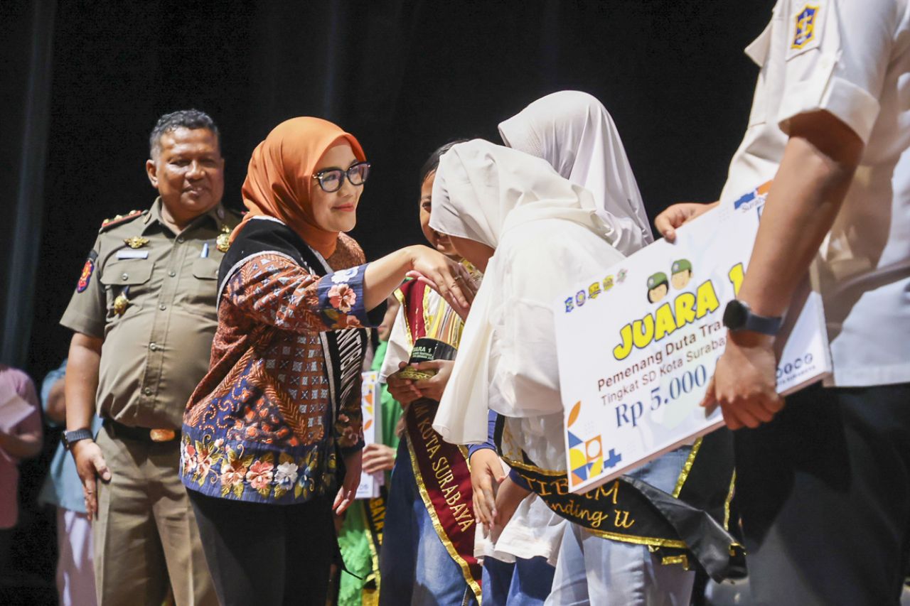 Rini Eri Cahyadi Tantang Satpol PP: Bentuk Karakter Anak Sejak Dini!