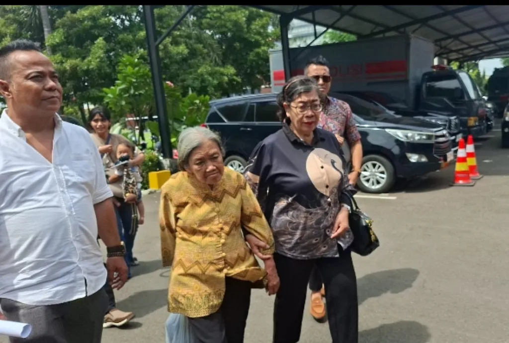 Polda Jatim Periksa Nenek Elina Terkait Dugaan Pemalsuan Akta Autentik
