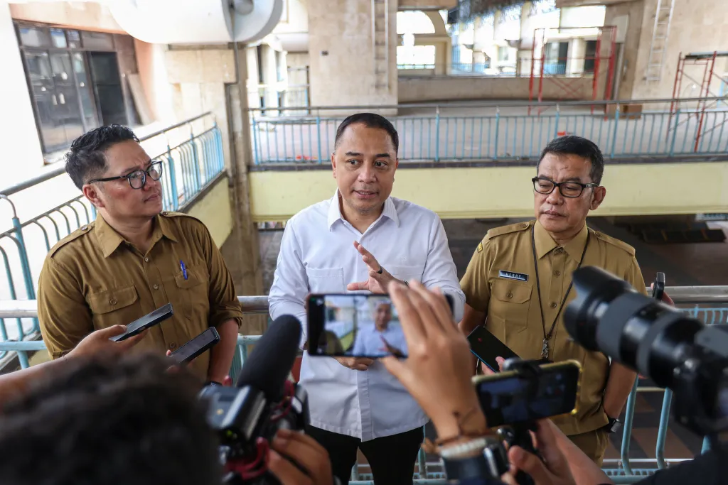 Ikuti Instruksi Mendagri, ASN Surabaya Berlakukan Piket dan WFA