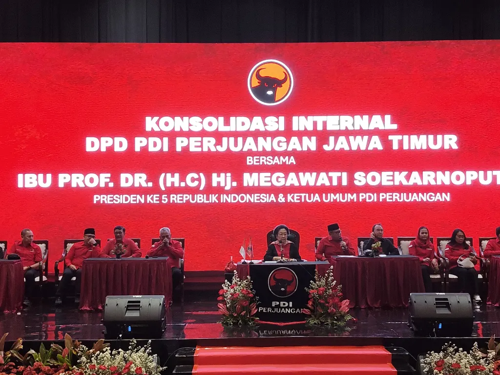 Megawati Hadiri Konsolidasi Internal PDIP Jatim di Surabaya