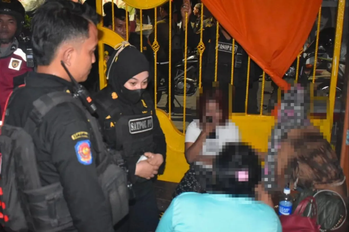 Satpol PP Surabaya Bidik Warung Remang-remang, Penertiban di Depan Mata