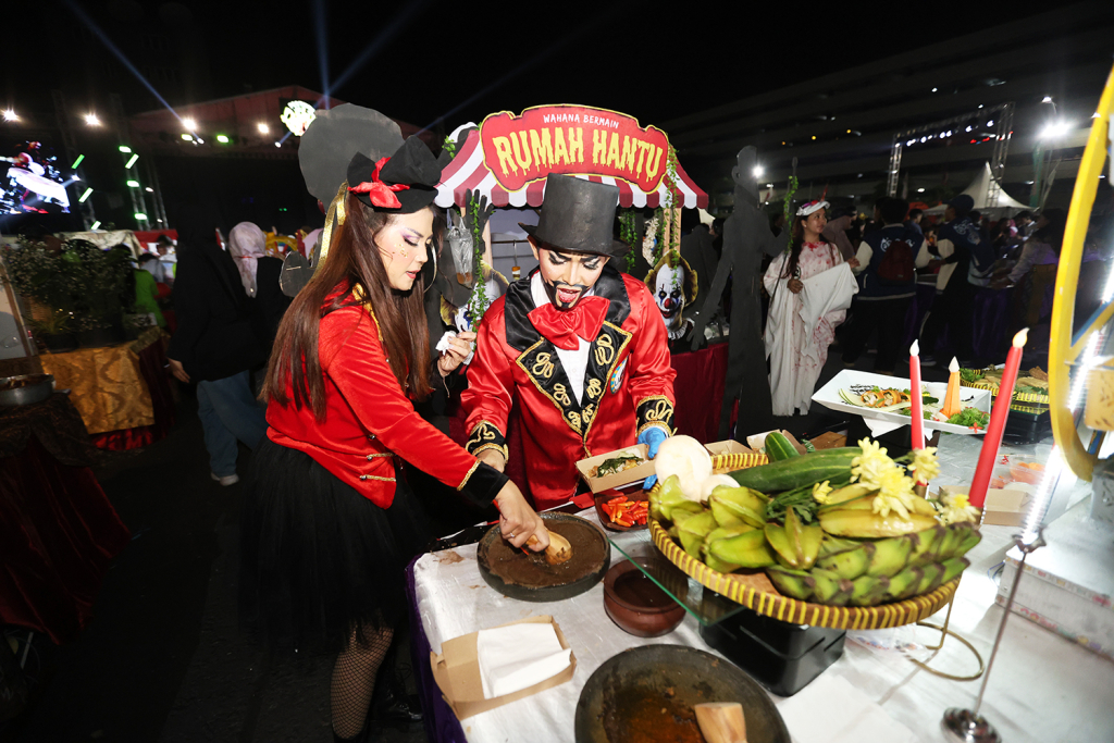 Festival Rujak Uleg 2026 Ajak Warga Surabaya Serbu SBEC Besok